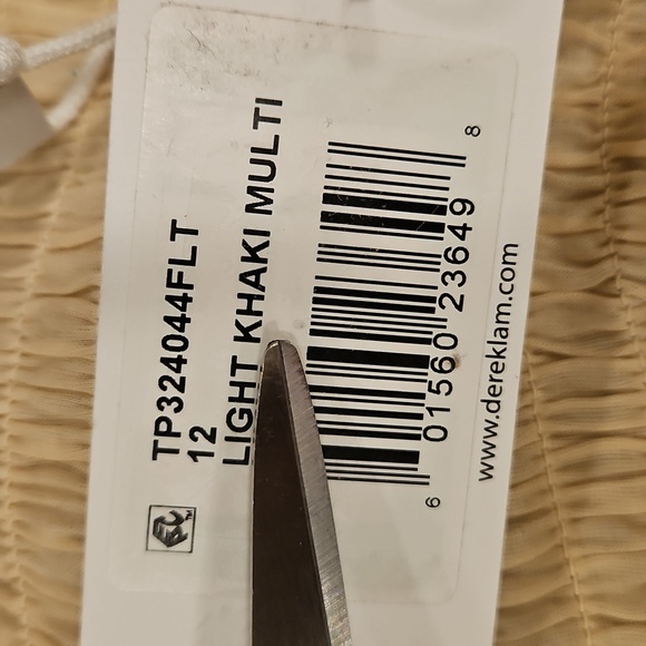 💕DEREK LAM 10 CROSBY Madani Linen Blend Smocked Skirt Light Khaki Floral 12 NWT - Picture 16 of 16